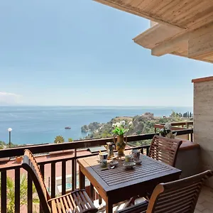 Panoramic Seaview Taormine